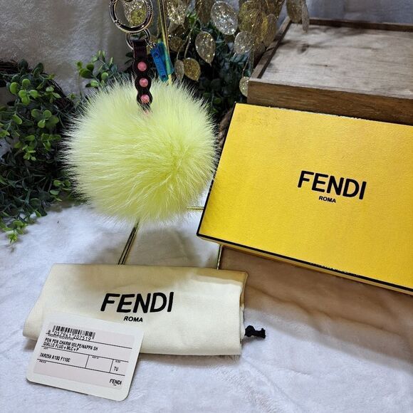 Authentic Fendi Pon Pon Charm NEW WITH AUTHENTICITY CARD - Picture 2 of 11